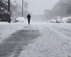 В Україну суне негода: де чекати на шквальний вітер і дощі зі снігом
