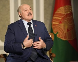 Лукашенко вслед за Путиным наделал истерических заяв о &quot;нападении НАТО&quot;