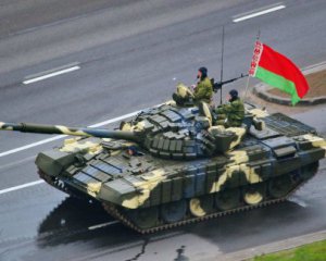 Білорусь масово передає військову техніку Росії, але хоче це приховати ‒  ISW