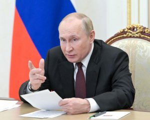 Британська розвідка припустила, чому Путін скасував велику щорічну пресконференцію