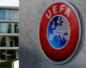 УЄФА офіційно підтвердила ризик виключення України з організації через факти тиску на УАФ