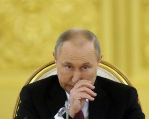 Путин снова завел сказку о россиянах, &quot;которые готовы отдать все за родину&quot;