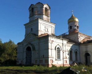 Загарбники &quot;зачищають&quot; українські церкви на окупованих територіях