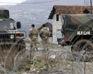 Сербія привела війська у бойову готовність – у Косово відреагували