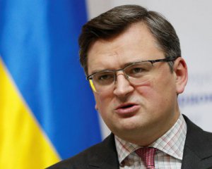 Жодних поступок ‒ Кулеба прокоментував "три моделі" закінчення війни в Україні