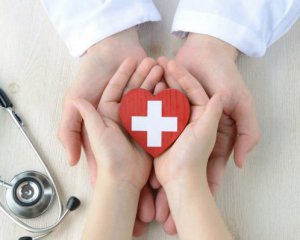 Як не залишитися без медичної допомоги на свята: п'ять речей, які потрібно зробити