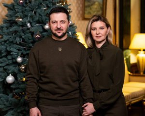Зеленский с женой поздравили украинцев с наступающим 2023 годом и пожелали только одного