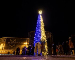 Київська &quot;Ялинка незламності&quot; обігнала в красі лондонську й нью-йоркську: рейтинг