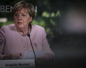 Меркель висловилася про Мінські домовленості