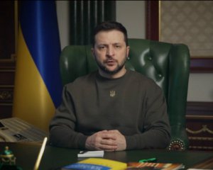 Исторический день – Зеленский обратился к украинцам и вспомнил о лавре