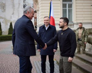 Головні новини дня: з&#039;їзд президентів у Львові та танки для ЗСУ