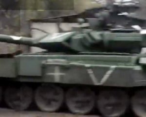 ВСУ впервые "затрофеили" экспортный танк России Т-90С: появилось видео