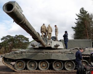 Велика Британія скоро оголосить про передачу танків Україні – ЗМІ