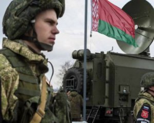 У Білорусі "привели у готовність" артилеристів