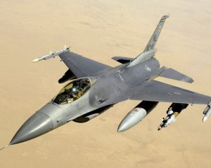 F-16 могли би закрити частину українського неба – Повітряні сили
