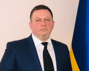 Скандал із закупівлями харчування:  заступник Резнікова подав у відставку
