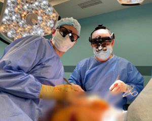 Львовские врачи успешно провели уникальную операцию: подробности