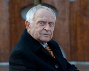 Президент відреагував на смерть Дмитра Павличка рядками з його вірша