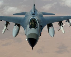 США не будуть постачати Україні винищувачі F-16 – Байден