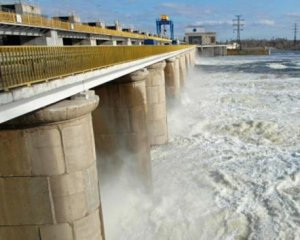 Оккупанты могут оставить людей без воды: Каховское водохранилище мелеет