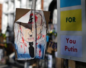 Диктатура в Росії набирає обертів: дослідження The Economist