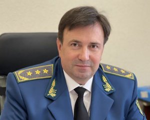 Ще один топчиновник подав у відставку. Заяву писав вночі