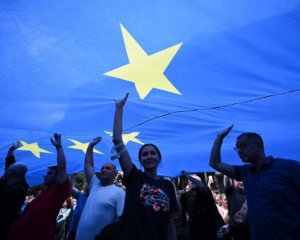 Евросоюз скорее предоставил Украине промежуточную оценку выполнения критериев – что это даст
