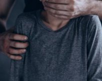 Сексуальне насильство: що робити жертвам в небезпечній ситуації