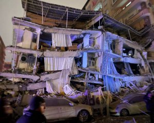Землетрясение в Турции: количество погибших возросло