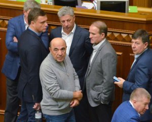 Бывший глава администрации Януковича написал заявление