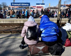 Переважна більшість українських біженців хочуть додому ‒ дані ООН