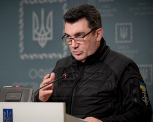 Данілов прокоментував вибухи у російських містах