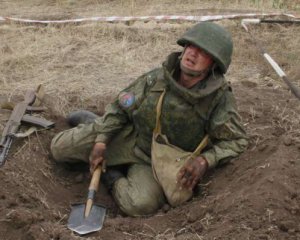 Россиян посылают на штурм с лопатами – британская разведка о ближних боях в Украине