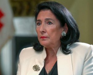 Президентка Грузії виступила проти скандального закону про &quot;іноагентів&quot;