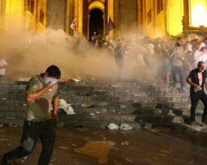 Грузинський спецназ розігнав протестувальників