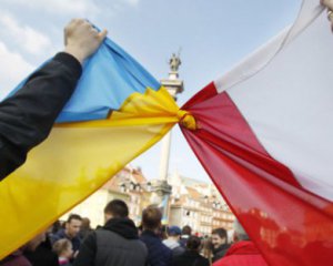 У Польщі знову підготували зміни для українських біженців