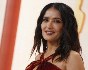 Сальма Гаєк показала, чим займалася вдома після церемонії "Оскара"