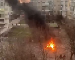 В Мелитополе взорвали автомобиль с коллаборантом. Он отправился к Кобзону