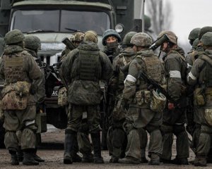 Усіх чоловіків забирають на навчання: на окупованих територіях Луганщини триває прихована мобілізація