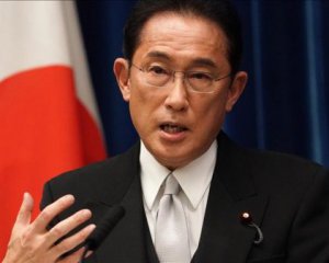 Премьер Японии высказался об ордере на арест Путина