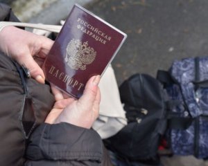 Примусова паспортизація: на захоплених територіях Луганщини вигадали новий метод
