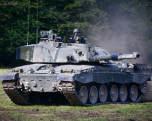 Великобритания передаст Украине специальные снаряды для танков Challenger 2