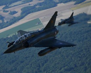 Франция тренирует украинских пилотов на истребителях Mirage 2000 – СМИ. В Воздушных силах прокомментировали