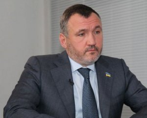 Суд заочно арестовал регионала Кузьмина, по доносу которого открыли дело против Байдена и Порошенко