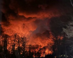 На шоколадній фабриці стався потужний вибух: момент потрапив на відео