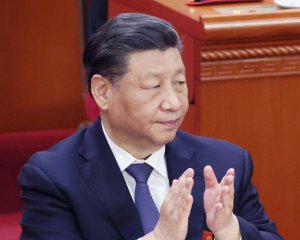 Сі Цзіньпін відмовився говорити з президентом США