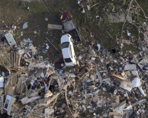 США пронесся сверхмощный торнадо: десятки жертв