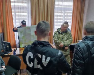 СБУ &quot;спакувала&quot; прикордонника, який працював з ворогом