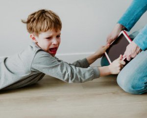 Дети с игровой зависимостью чаще становятся агрессивными: исследование