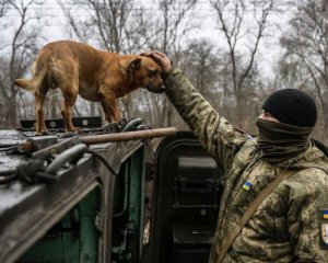 Зеленський показав на відео українців, які захищають державу